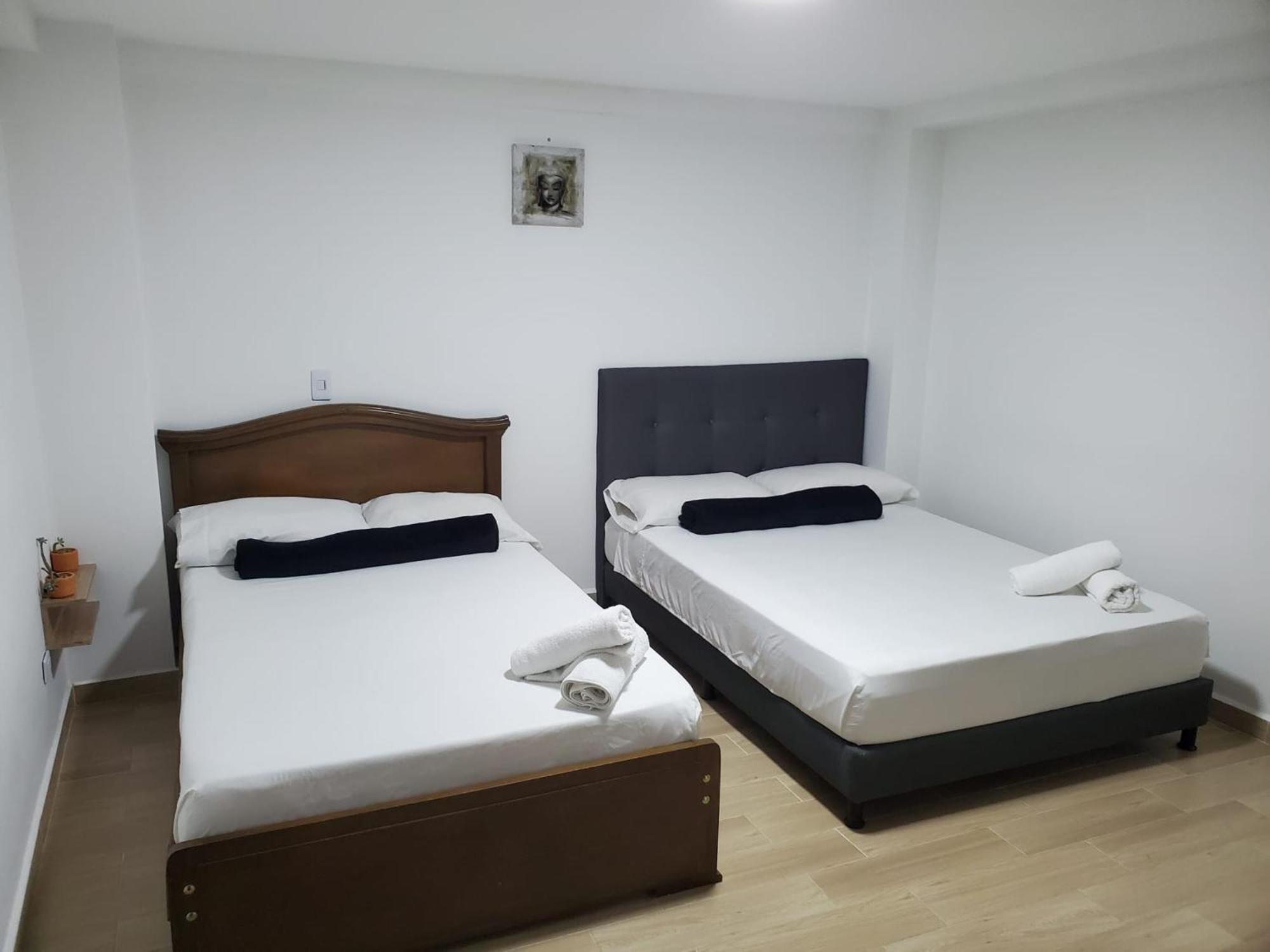 Cloud9 Hostel Медельин Экстерьер фото